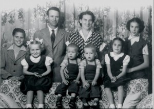 Bill and Marian Lewis family 1953 Ellis RuthAnne Stan Steve Jane Marjorie